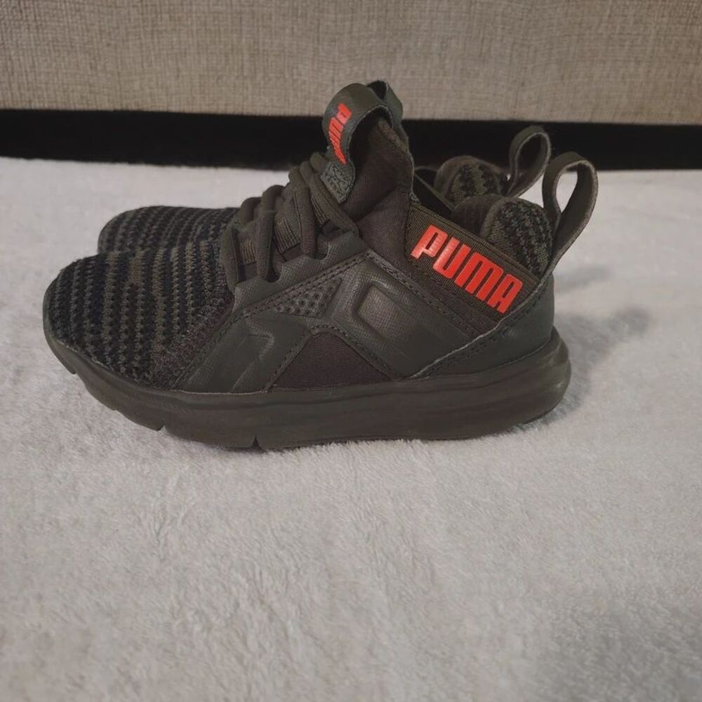 Boys Puma Shoes Size 10.5